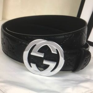 Gucci GG black leather belt